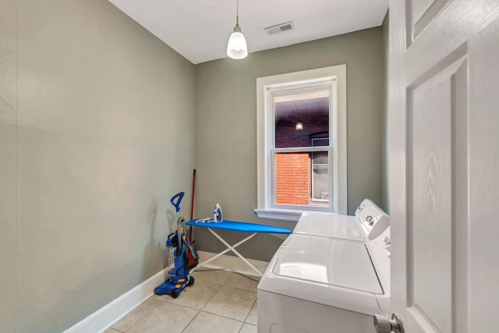 Villa Ravishing 2-Story Unit In Stl 2E Saint Louis Exterior foto